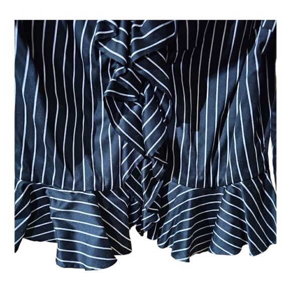 LAUREN RALPH LAUREN Black Pinstriped Ruffle Jacket - Size 14 - Picture 3 of 6